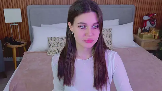 RihannaRose online show from November 30, 5:28 pm