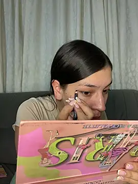 TipsteryRoyal online show from April 10, 3:01 am