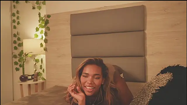 Lily Miiller online show from February 26, 9:36 pm