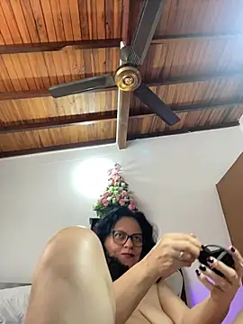 Sharongirl07 online show from March 3, 1:28 pm