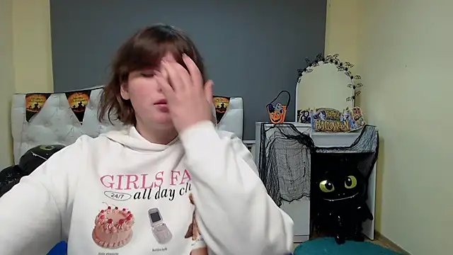 StaceyLex online show from October 19, 8:38 am