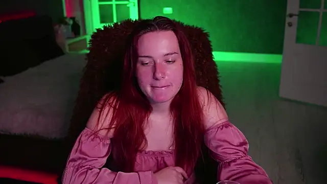 LisaElfy online show from March 19, 3:38 pm