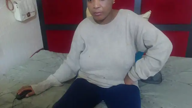 MaximTease24 online show from March 20, 8:25 pm