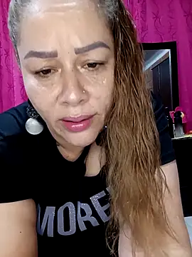 SluttyMilf79 online show from November 23, 7:21 am