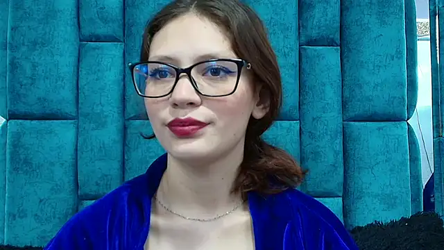 LARICSABLUE online show from February 26, 2:54 am