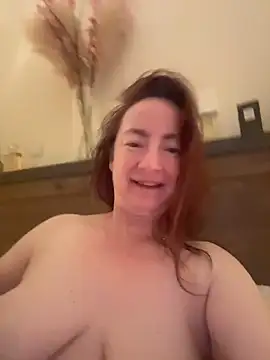 LouiseTswing online show from February 27, 7:52 am