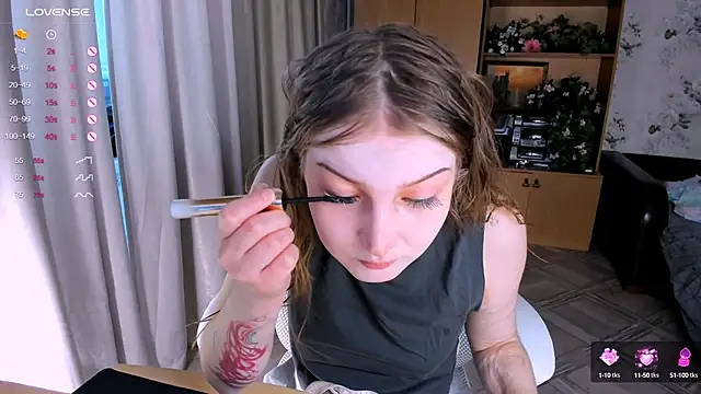 princessaalicc online show from September 11, 3:23 pm