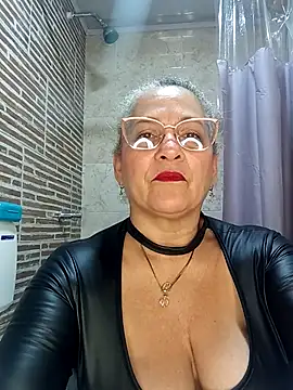 miisevvie  online show from January 14, 4:28 am