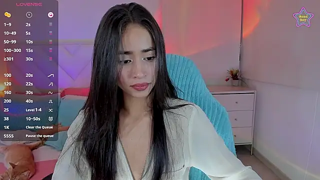 misscassidy  online show from February 1, 12:42 am