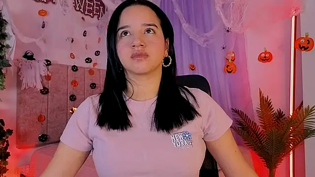 emilyrouxe online show from October 24, 1:29 pm