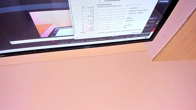 Annie9  online show from April 19, 3:28 am