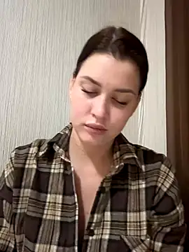 KikiWatson online show from October 10, 5:07 pm