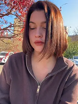 KikiWatson online show from November 3, 7:34 am