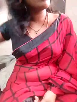 Snapshot of sneha_telugu_girl chatting on October 17, 3:32 am sneha telugu girl online show from October 17, 3:32 am