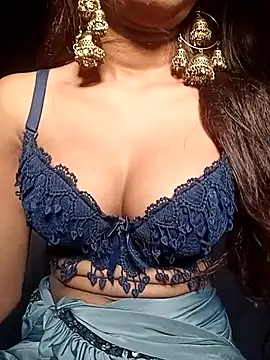 Snapshot of Esha_Babyy chatting on September 12, 10:56 am Esha Babyy online show from September 12, 10:56 am