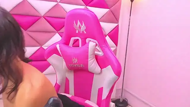 Danny Face online show from December 19, 1:58 pm