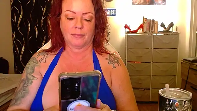 Snapshot of Nikkimastersgirl1091 chatting on October 7, 11:25 am Nikkimastersgirl1091 online show from October 7, 11:25 am