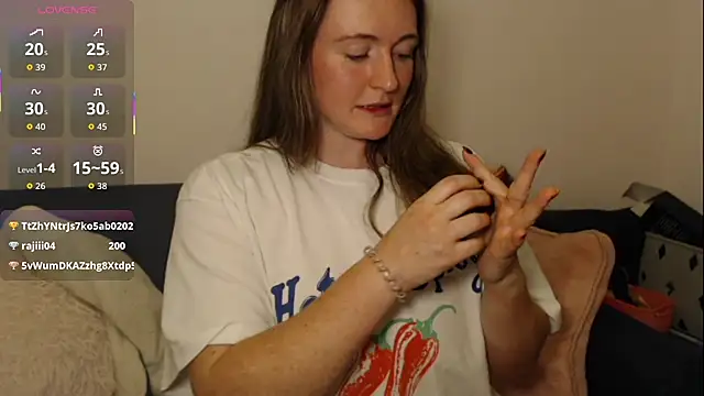 BustyBonnieUK online show from October 16, 10:12 pm