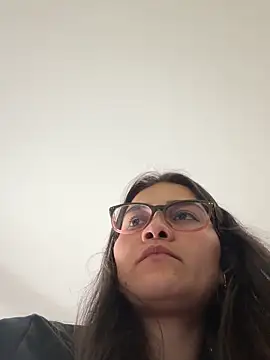 aurora divine online show from November 13, 10:53 pm