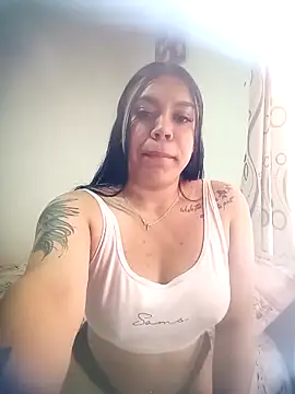 Laiia Page online show from February 13, 1:02 pm