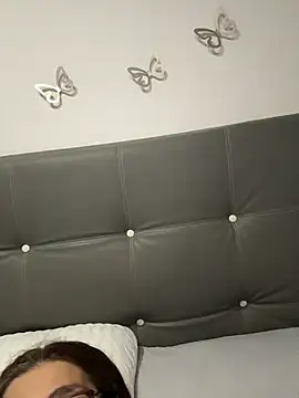 AntonellaAlondra4 online show from April 4, 11:09 am