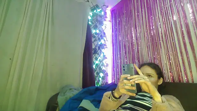 princesskitty111 online show from October 27, 8:21 am