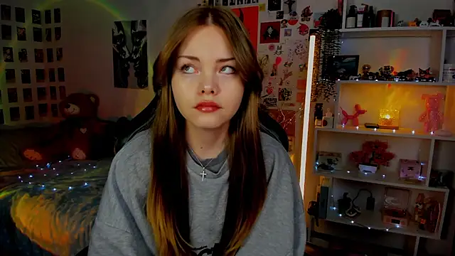 AkiraKatsu online show from April 18, 10:07 am