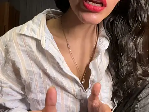 MaggieMasala online show from June 22, 8:28 pm