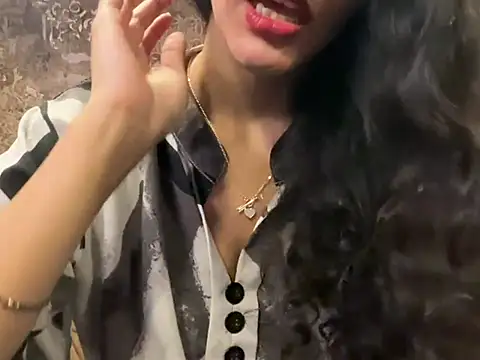 MaggieMasala online show from July 17, 3:38 pm