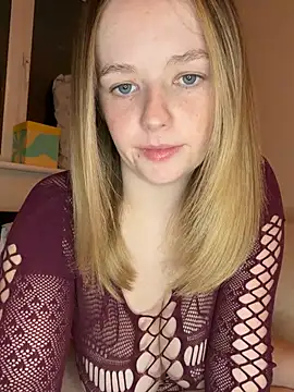 Sophiesinxx online show from March 6, 9:21 pm