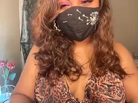 Snapshot of Sam__sexybea chatting on October 13, 7:16 pm Sam  sexybea online show from October 13, 7:16 pm