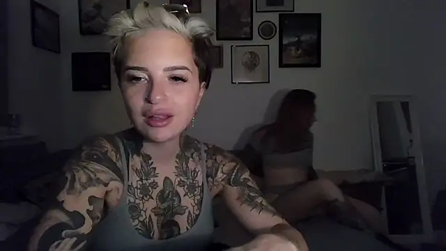 Alexandersonxo online show from October 5, 7:08 pm