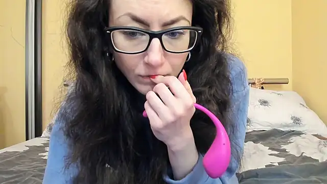 Baby Jewel online show from January 17, 11:18 am