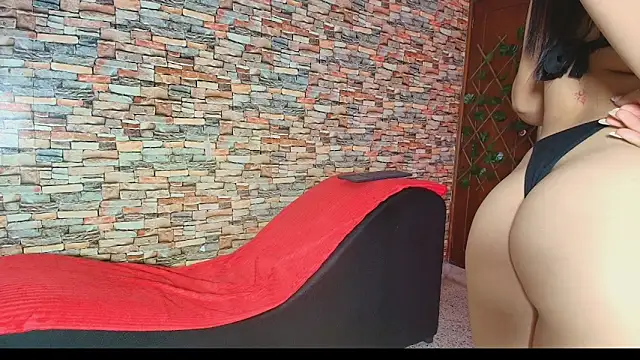 couple lovelyds online show from December 4, 9:37 pm