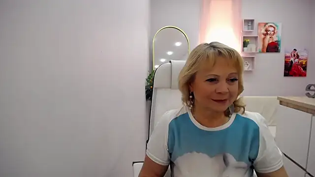 Milla Cutie18 online show from April 13, 4:58 am