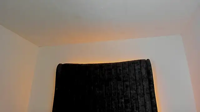 NataGarcia online show from September 11, 5:02 pm