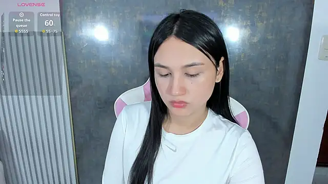 lana boomer online show from March 5, 8:48 pm