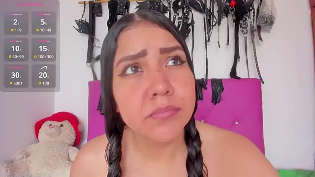 Venus Blackk online show from November 2, 7:28 pm