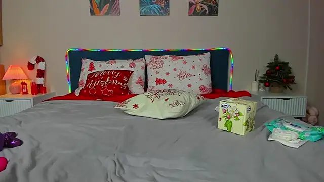 BritneyLix online show from December 21, 2:21 pm