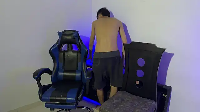 khonsu s online show from April 17, 9:28 pm