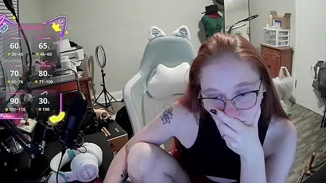 LilyFoxxx online show from October 6, 3:23 am