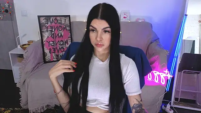 Tiffany lab online show from October 30, 1:45 pm