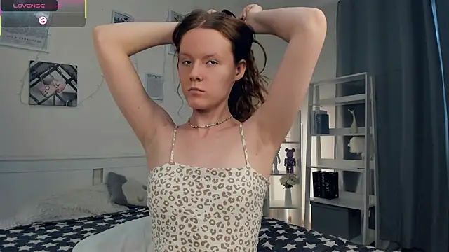 ZaraBluitt online show from February 4, 9:34 am