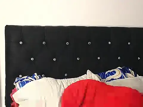 Sweet xuee18 online show from April 8, 12:24 am