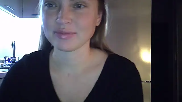 Lucky Anna online show from February 3, 9:07 pm