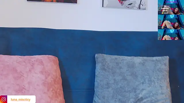 Lunamistyc online show from November 5, 8:03 pm