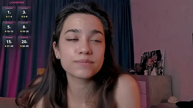 Snapshot of EmeliaReaper chatting on October 15, 10:12 pm EmeliaReaper online show from October 15, 10:12 pm