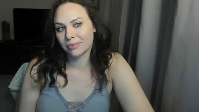 MollyCheiz online show from April 15, 8:09 pm