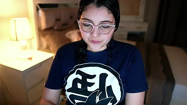 Camilaa bueno online show from February 16, 11:37 pm