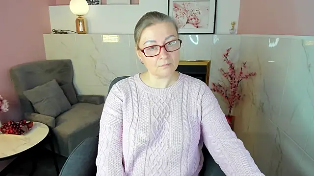 AlexandraKind online show from November 30, 8:46 pm